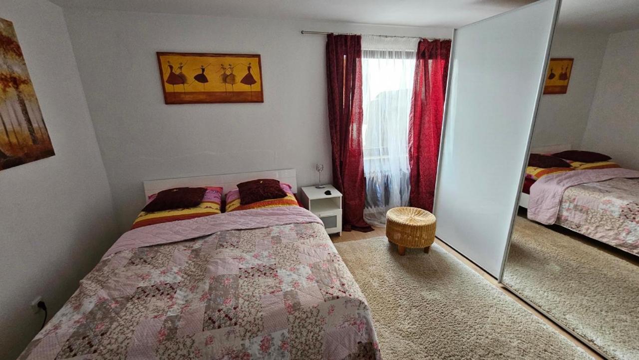 אולם Ferienzimmer Bei Thomas - Gemuetliches Schlaf- Und Wohnzimmer Mit Modernem Bad מראה חיצוני תמונה