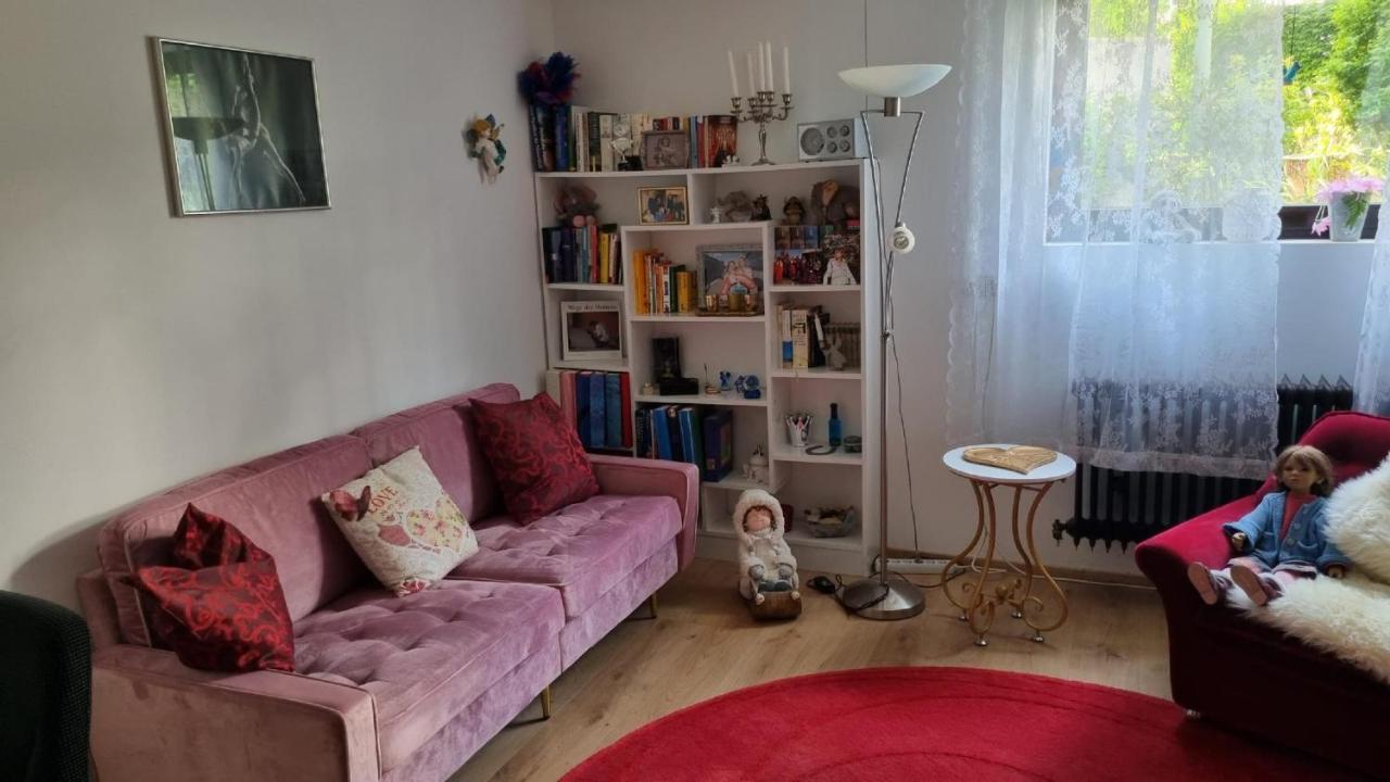 אולם Ferienzimmer Bei Thomas - Gemuetliches Schlaf- Und Wohnzimmer Mit Modernem Bad מראה חיצוני תמונה