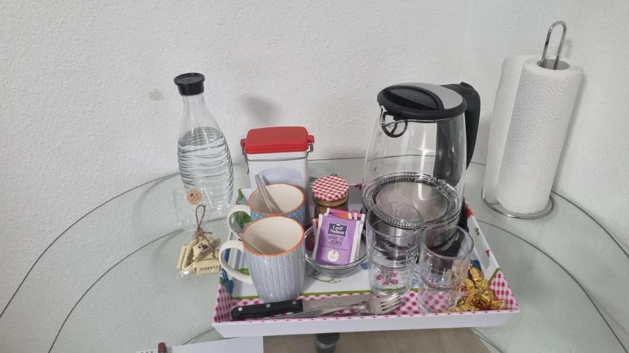 אולם Ferienzimmer Bei Thomas - Gemuetliches Schlaf- Und Wohnzimmer Mit Modernem Bad מראה חיצוני תמונה
